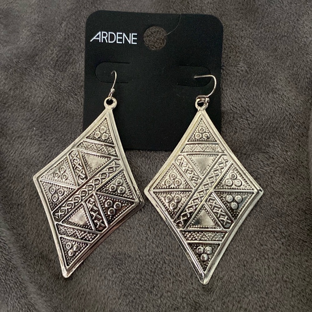Ardene boho dangly earrings